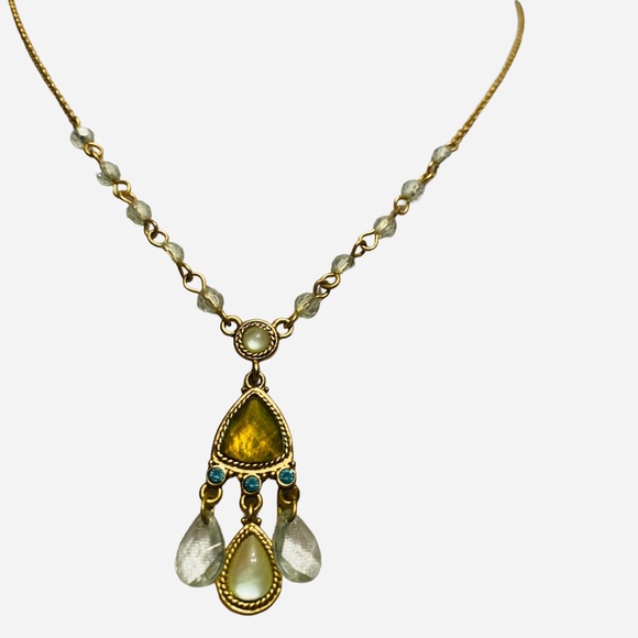 1928 Peridot and Sage Green Victorian Style Necklace w Matching Hoop Earrings - Picture 2 of 6